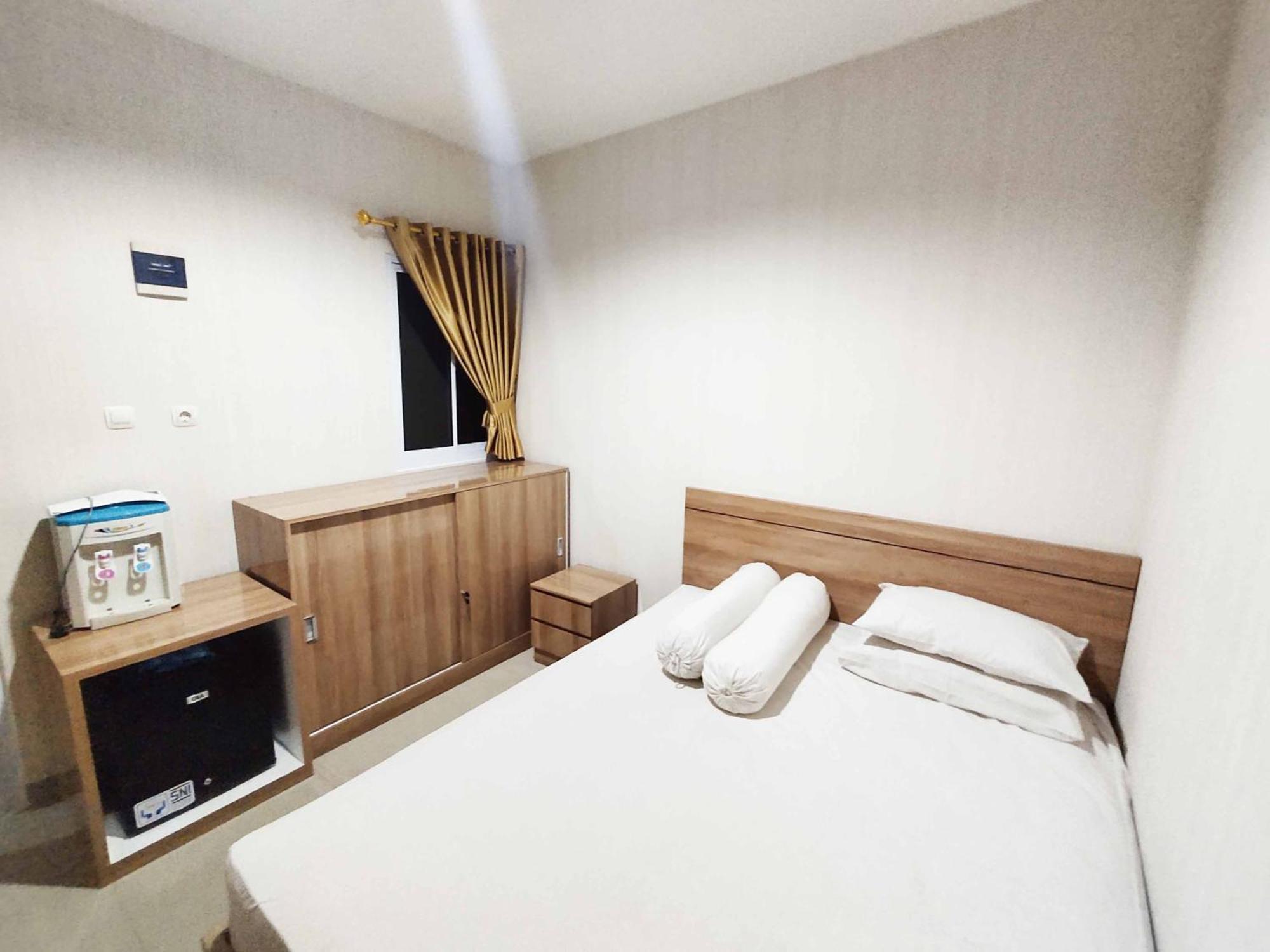 37 Guesthouse Jakarta Szoba fotó