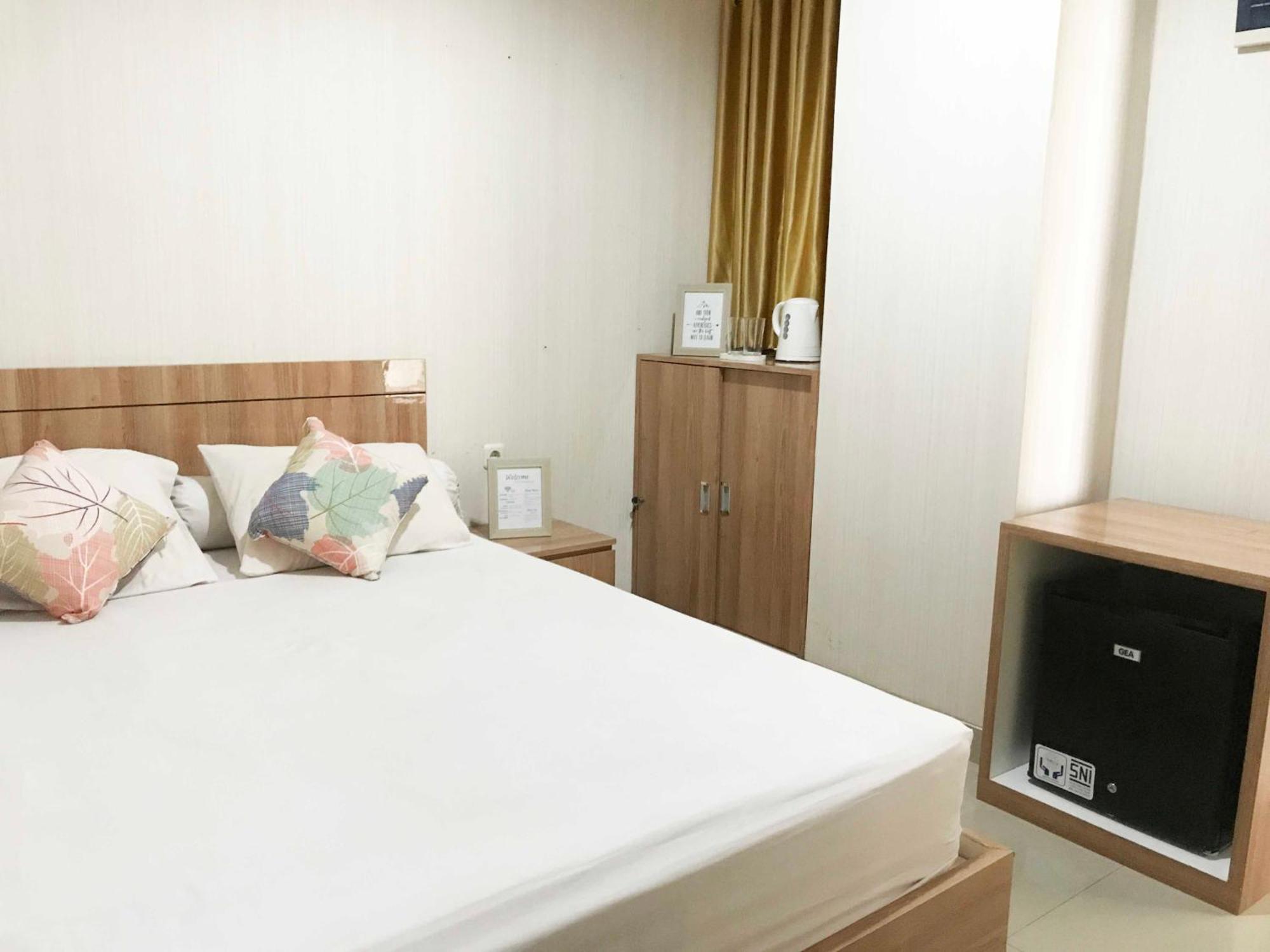37 Guesthouse Jakarta Szoba fotó
